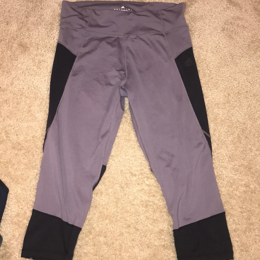 Addis’s mid leg leggings